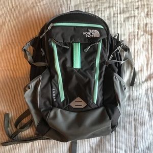 THE NORTH FACE Surge Women’s Backpack